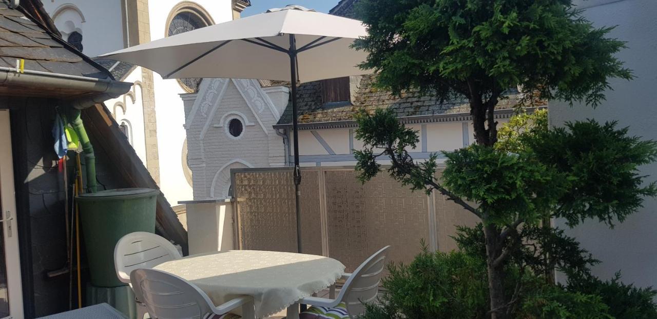 Penthouse Im Historischen Fachwerkhaus Mit Grosser Dachterrasse An Zentralster Lage Boppard Exterior foto
